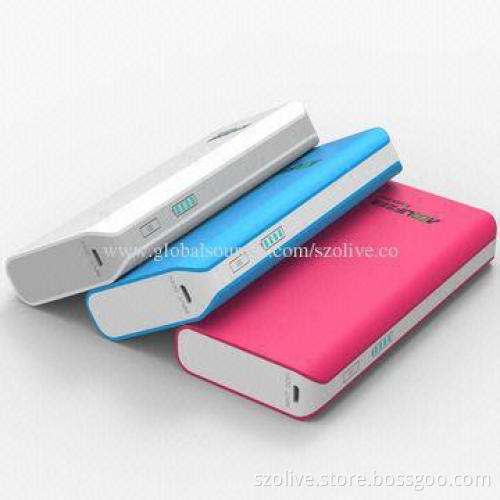 8,800mAh Battery Power Banks with 500 Cycles Battery Service Time